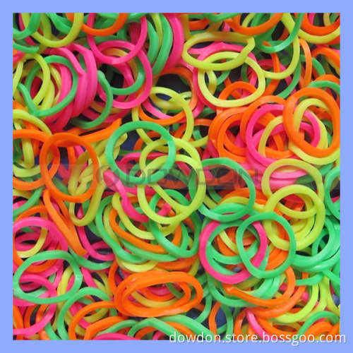 DIY Rainbow Loom Rubber Bands Refills Kit Bracelets 600 PCS Bands+24 PCS S-Clips/Bag